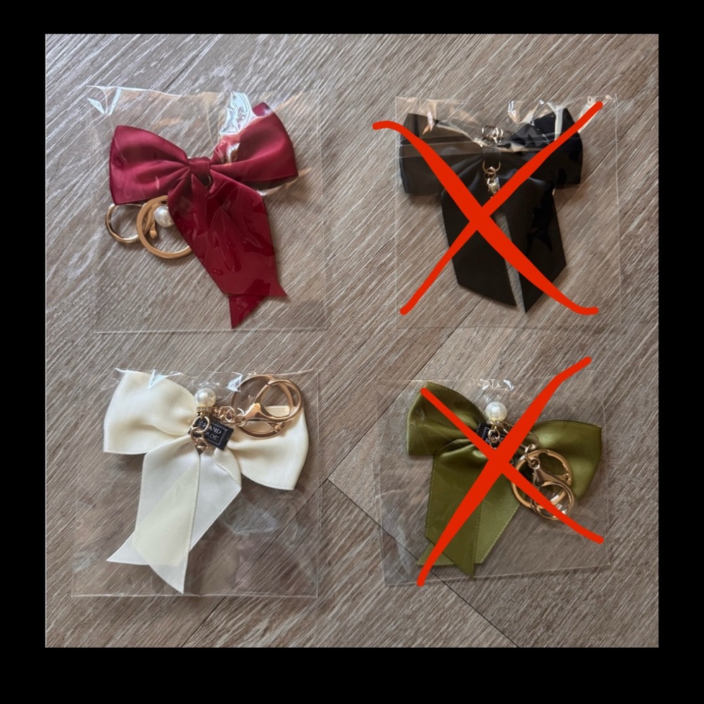 Bow Keychain or Bag Charm - Picture 5 of 5